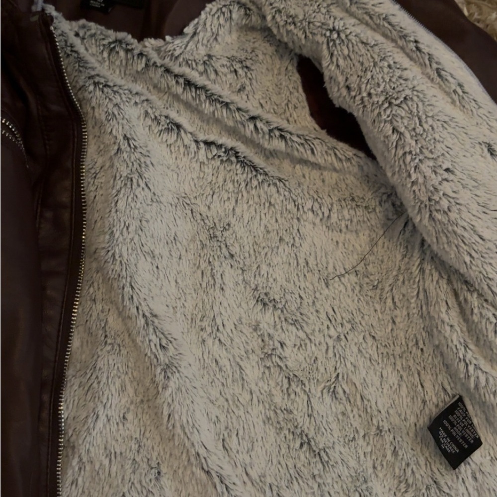 Red/mahogany Leather Jacket - Picture 10 of 16